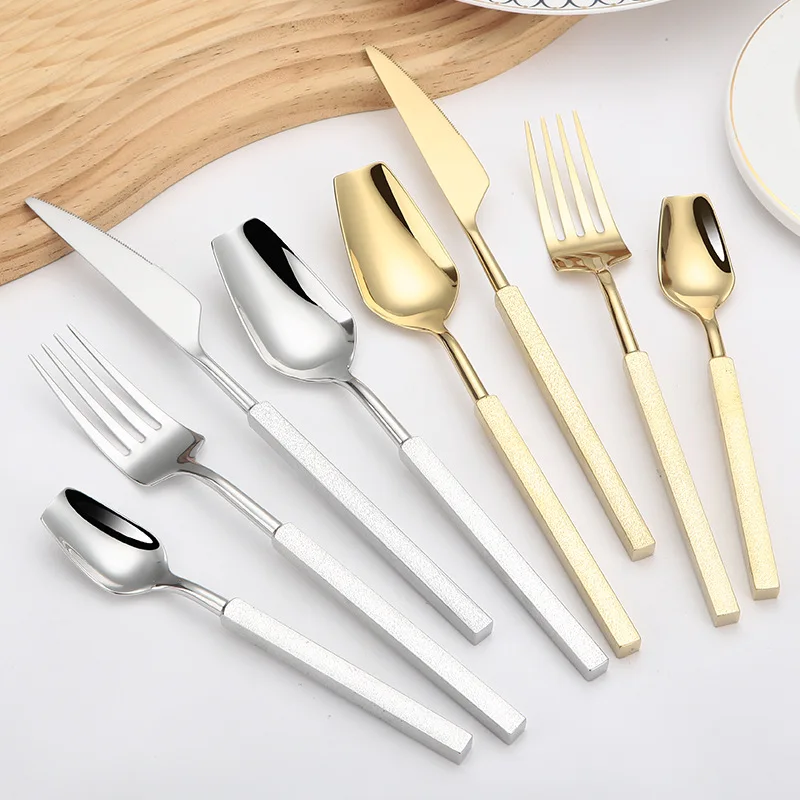 Juego de Cubiertos de Lujo de  - Gold Plated Cutlery reseña y precio