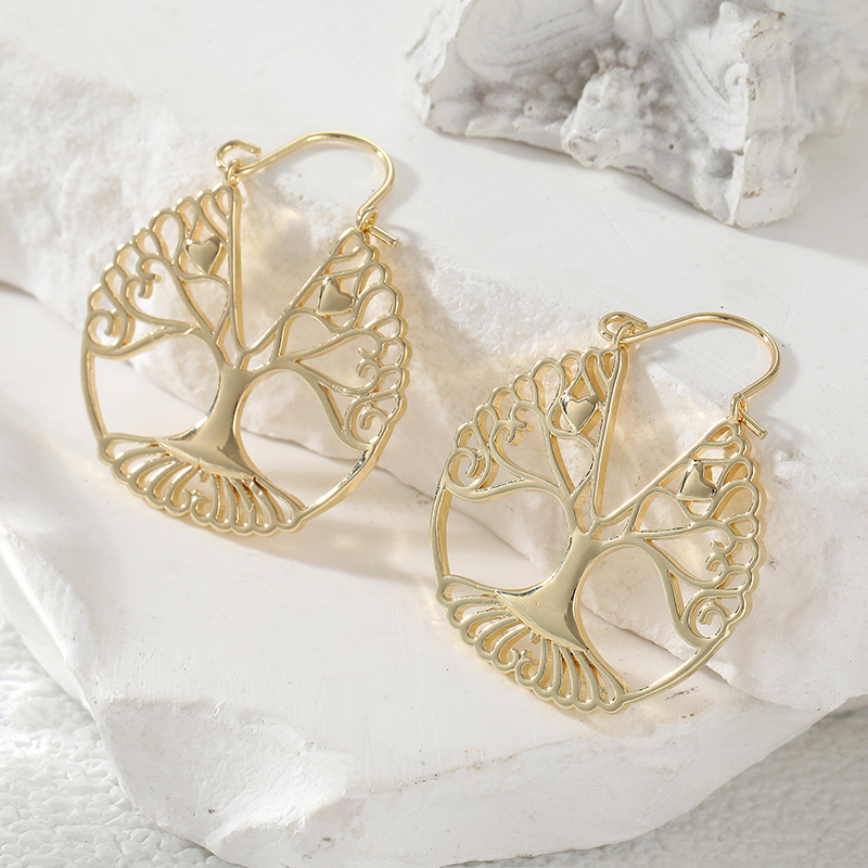 Pendientes Colgantes Dorados E - Luxury Lifestyle Fashion reseña y precio