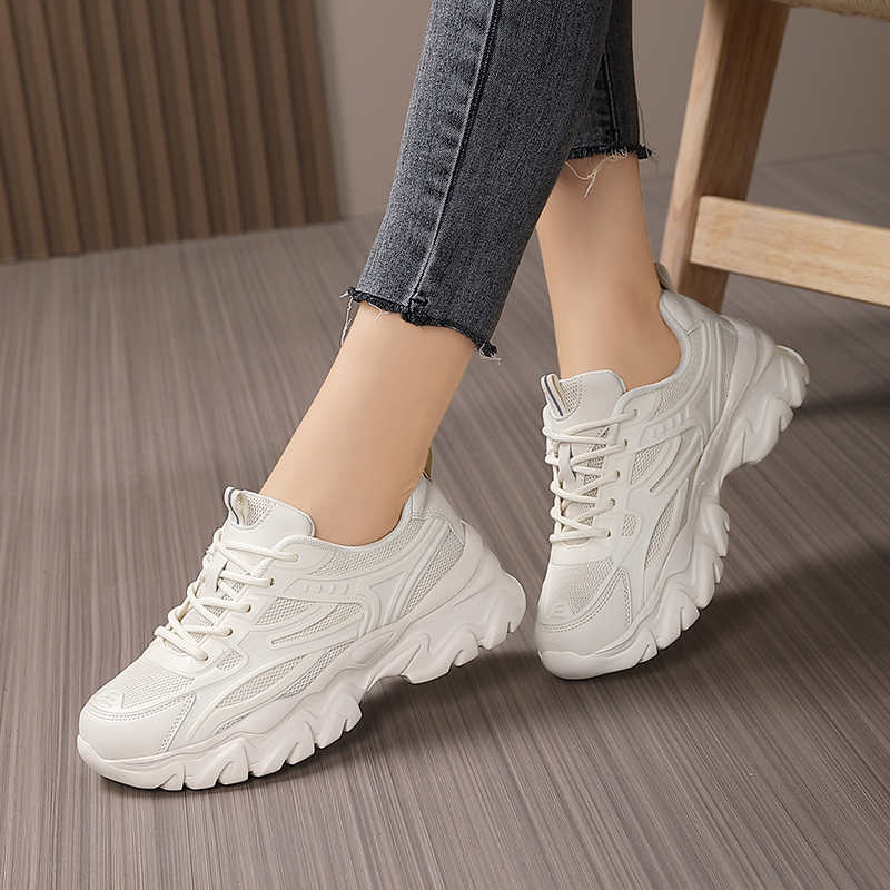 Zapatos Deportivos de Platafor - Luxury Lifestyle Fashion reseña y precio