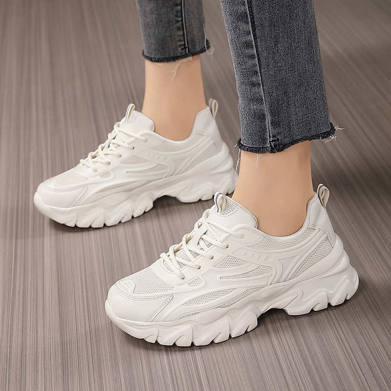 Zapatos Deportivos de Platafor - Luxury Lifestyle Fashion reseña y precio